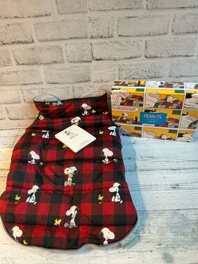Berkshire Peanuts® Size Medium Microfleece Warm Fleece Dog Jacket w/Waterproof